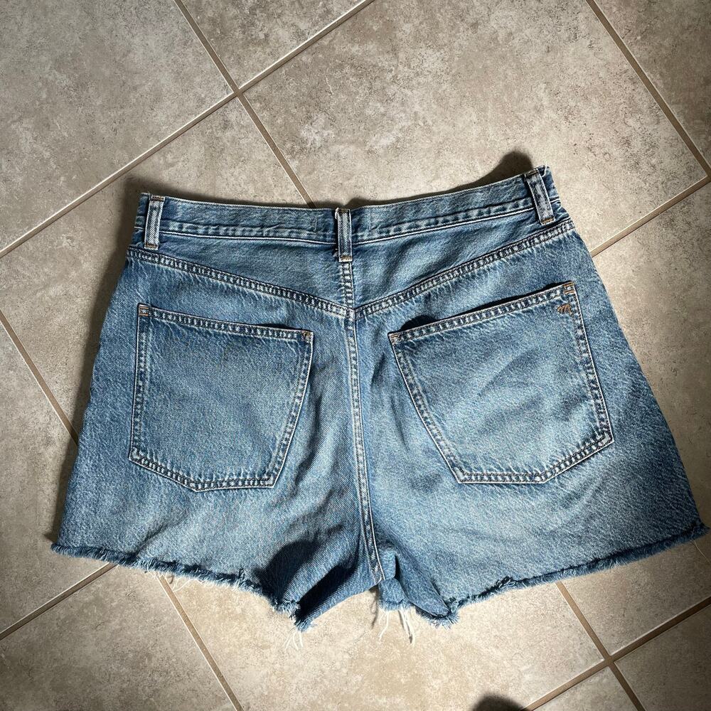 Madewell Pleated Low-Slung Shorts in Airy Denim size 29 - Picture 9 of 13